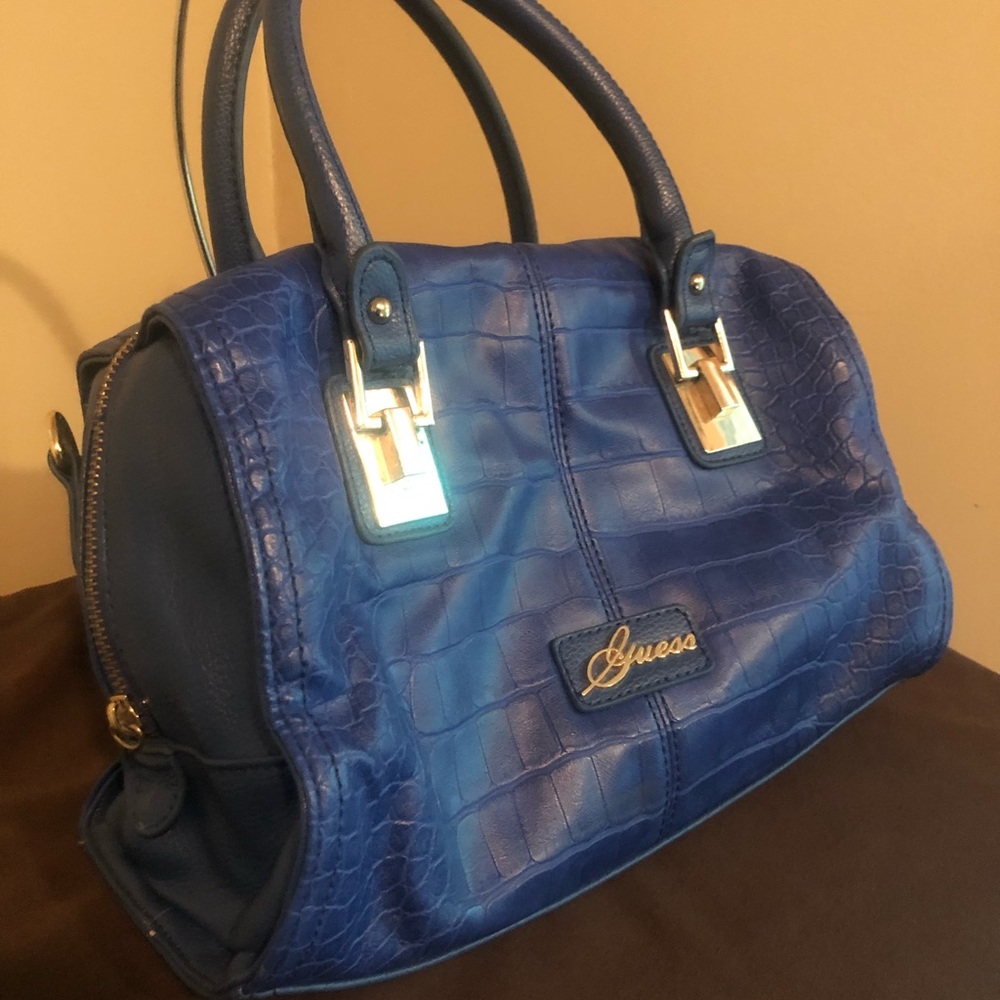 Guess blue hand bag